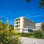 فندق Adler
