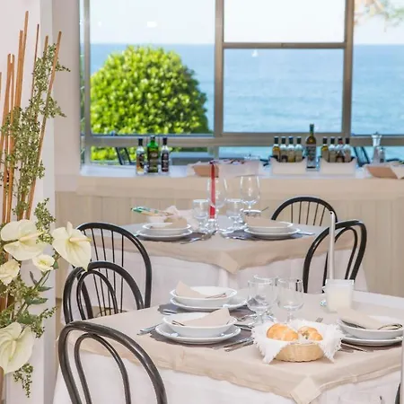 Hotell Adler Gabicce Mare